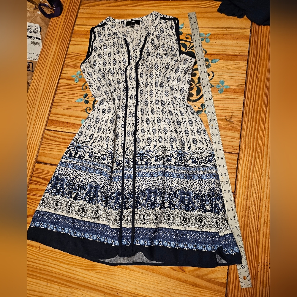 Naïf Dress size Large